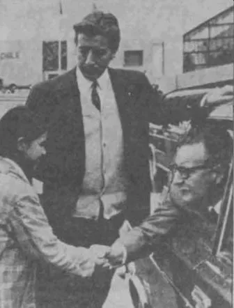 Aguirre Vasquez con Allende