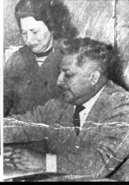 Con su esposa María Olga Flores Barraza, tambien detenida desaparecida.