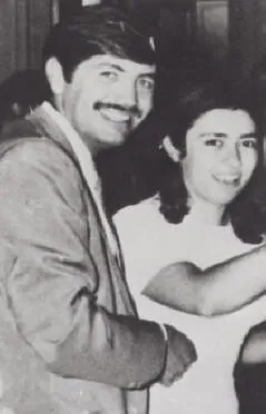 Cecilia con Juan Carlos el dia de su matrimonio