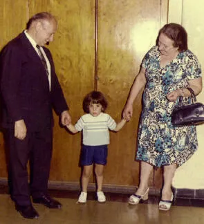 Ernesto y sus Abuelos