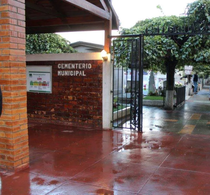 cementerio municipal de Nacimiento