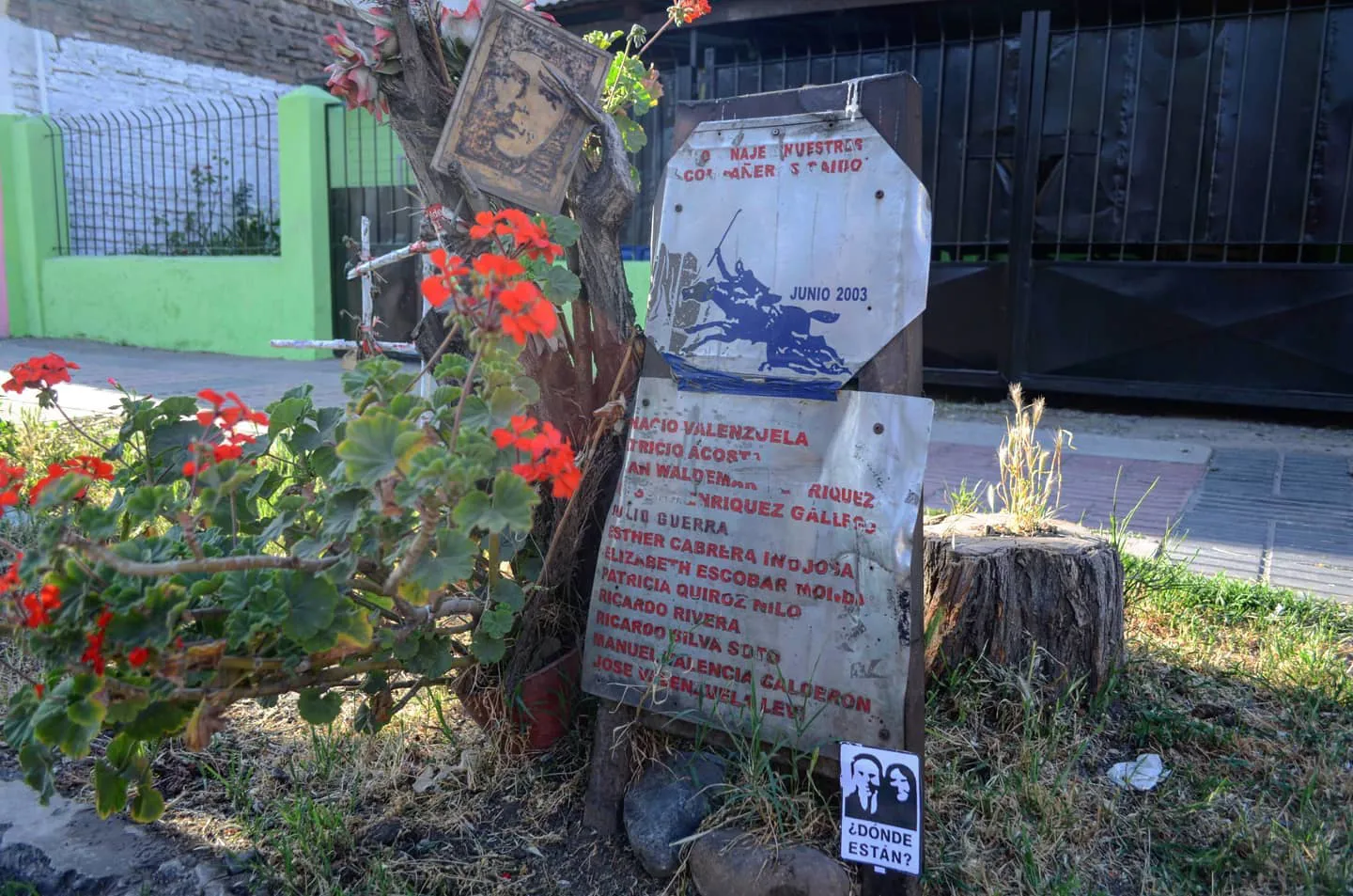 FPMR monolito Homenaje