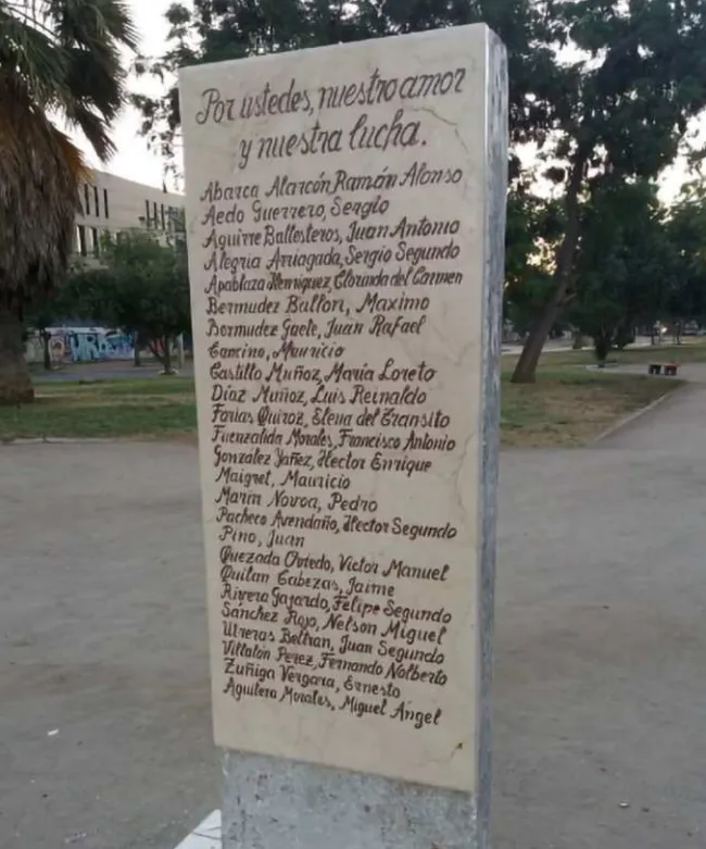 cerronavia.cl  