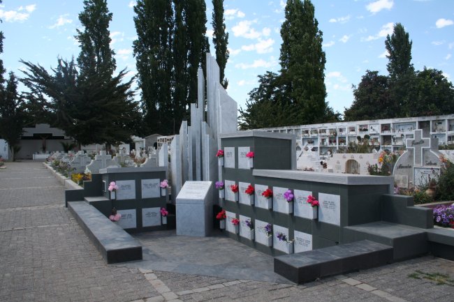 Cementerio Isla Maipo