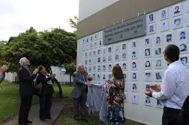 Homenaje,    u.chile.cl