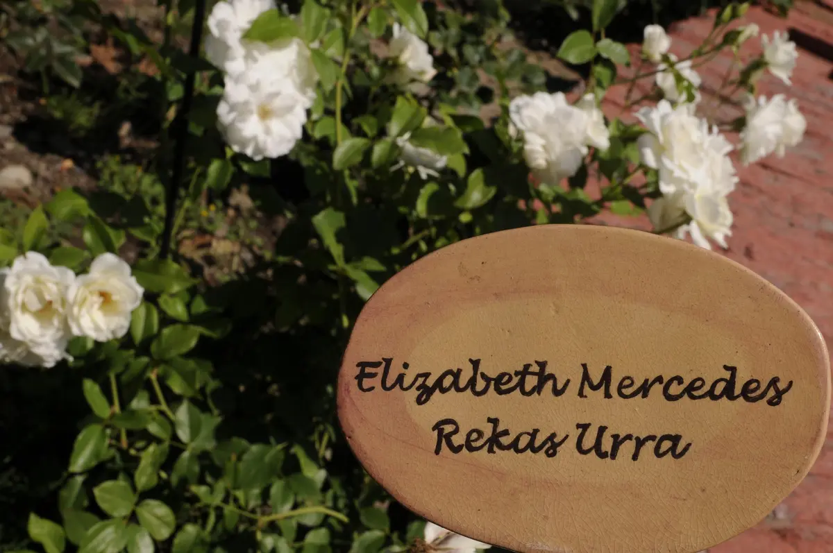 villagrimaldi.cl Homenaje a la Mujer